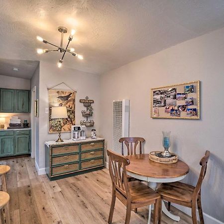 Central Williams Studio With Fireplace On Route 66! Apartment Екстериор снимка